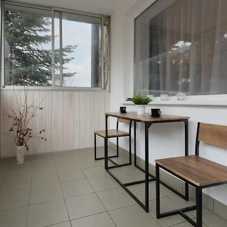 Apartment Family Bogatynska Bemowo By Renters Warschau