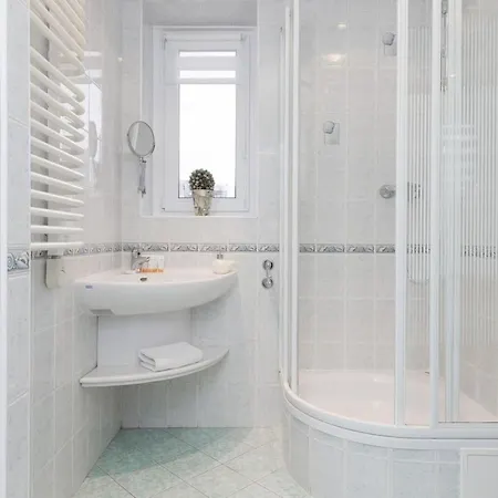 Family Bogatynska Bemowo By Renters Apartmán *