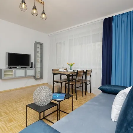 Family Bogatynska Bemowo By Renters * Varsó
