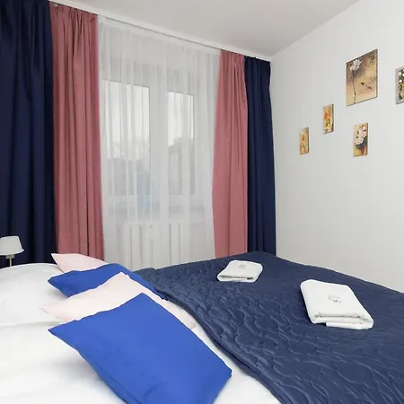 Apartman Family Bogatynska Bemowo By Renters