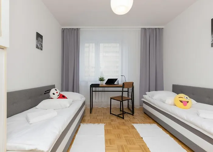 Family Bogatynska Bemowo By Renters